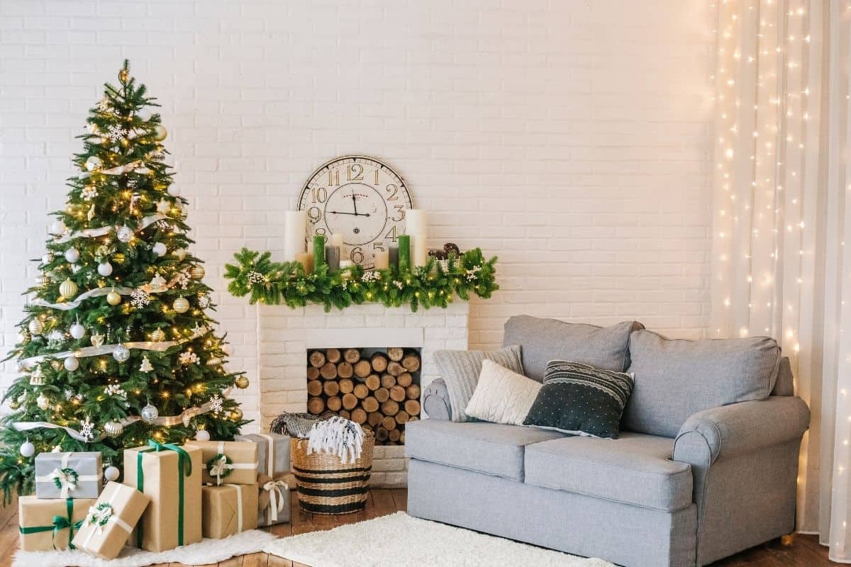 7 Tips for Seasonal Decorating without Clutter - Lemon Thistle