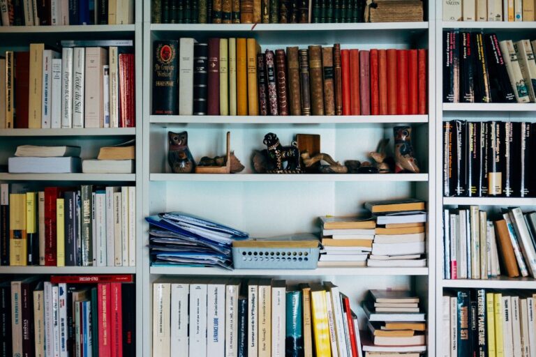 25 Things That Make Your Home Look Cluttered