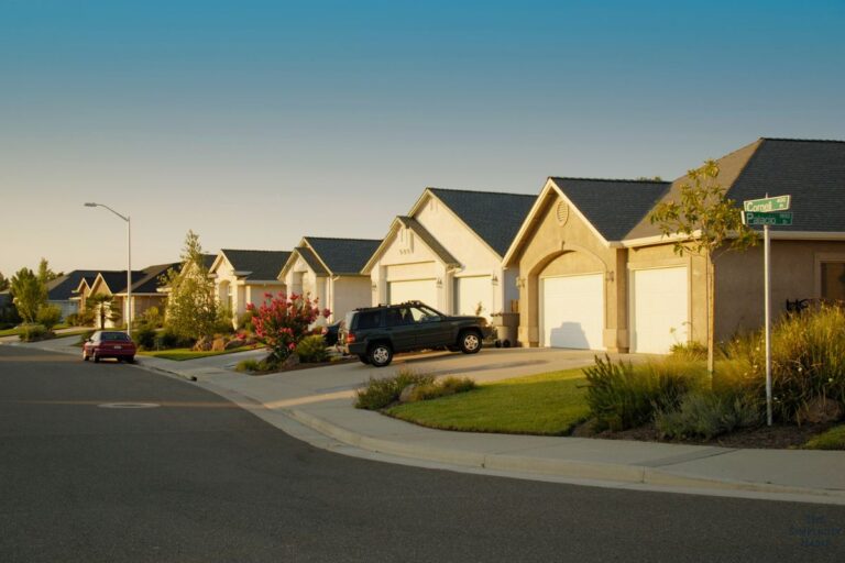 The 4 Hidden Benefits of Renting Over Buying That We Discovered