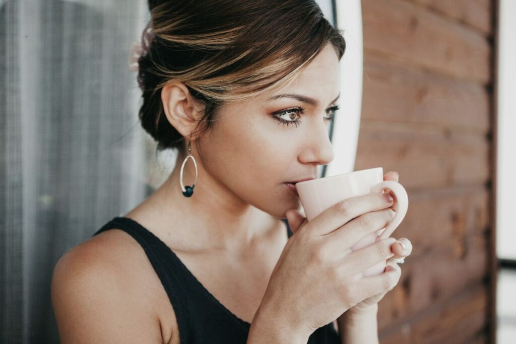 minimalist habits to reduce mental noise